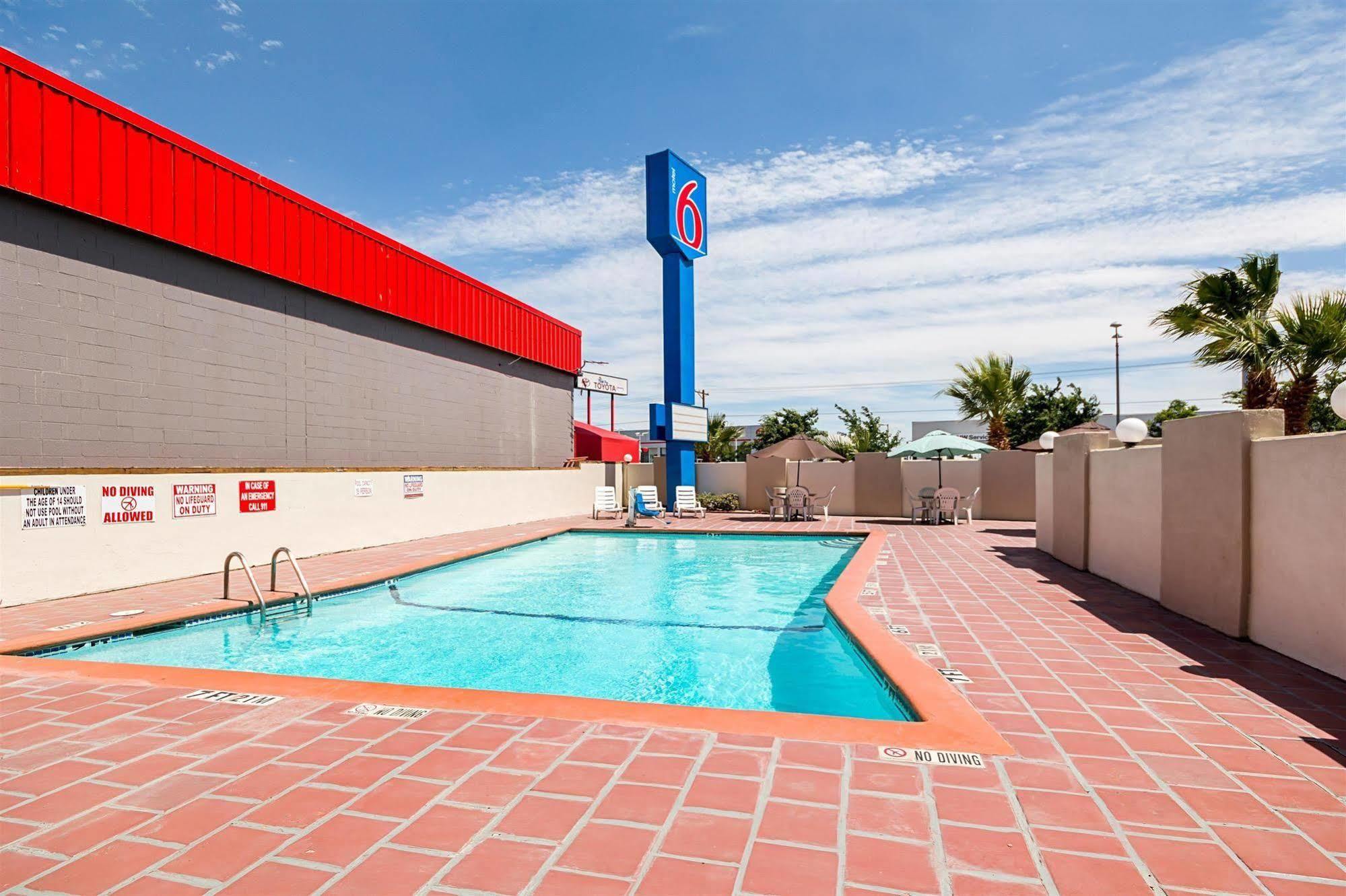 Motel 6-El Paso, Tx - Airport - Fort Bliss Buitenkant foto